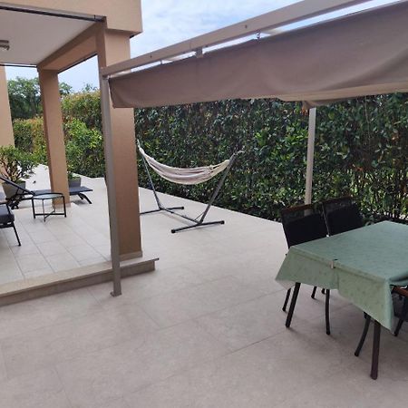 Villa Gioia Apartment With Terrace Πόρετς Εξωτερικό φωτογραφία